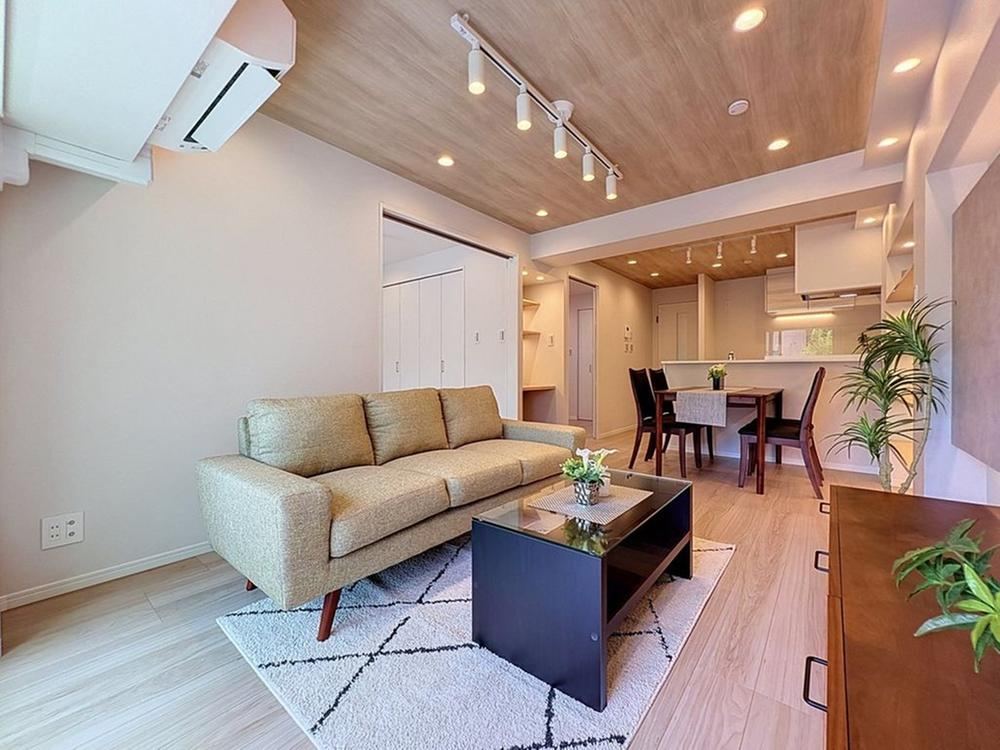 3LDK apartment in Koto Ward, Tokyo - Photo 1