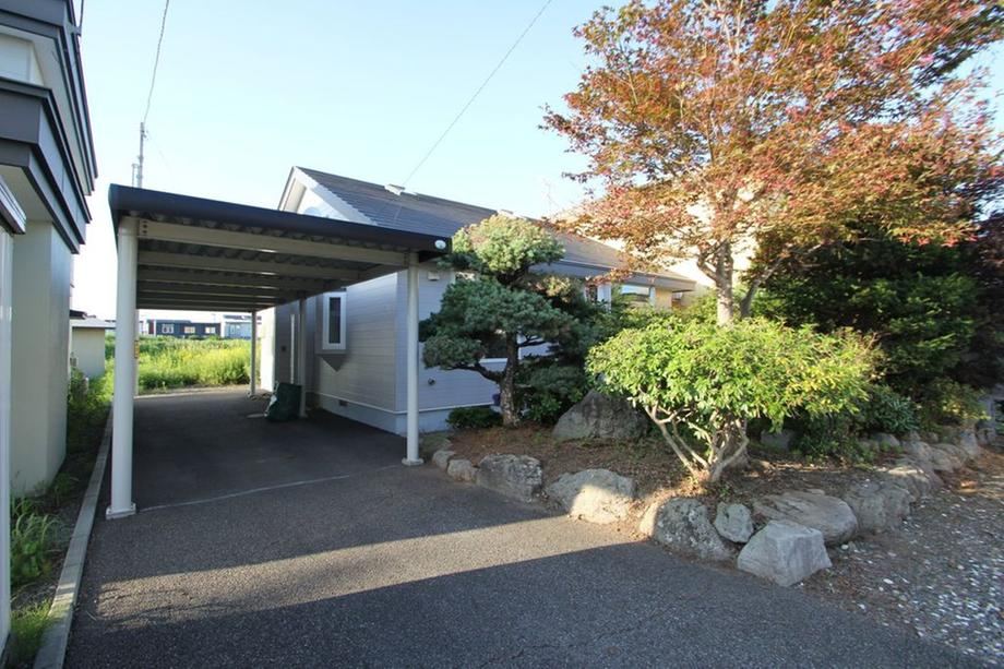 2LDK+S house in Obihiro, Hokkaido - Photo 1