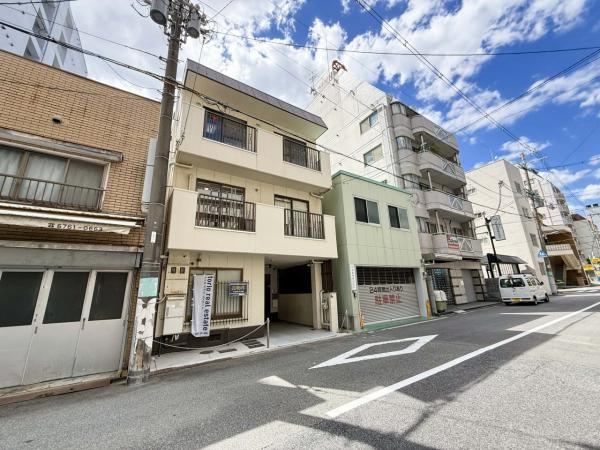 8LDK house in Chuo Ward, Osaka - Photo 1