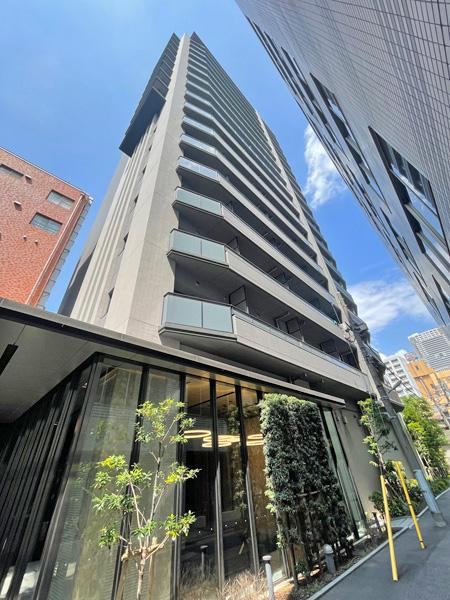 2LDK apartment in Minato Ward, Tokyo - Photo 1