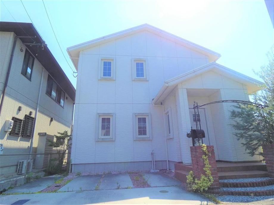 3LDK+3S house in Kokurakita Ward, Kitakyushu, Fukuoka - Photo 1