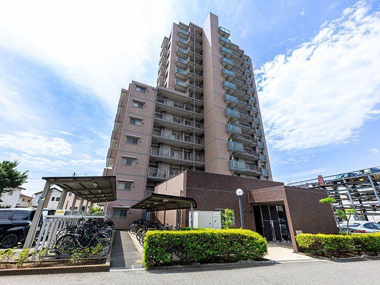 3LDK apartment in Kashiwa, Chiba - Photo 1