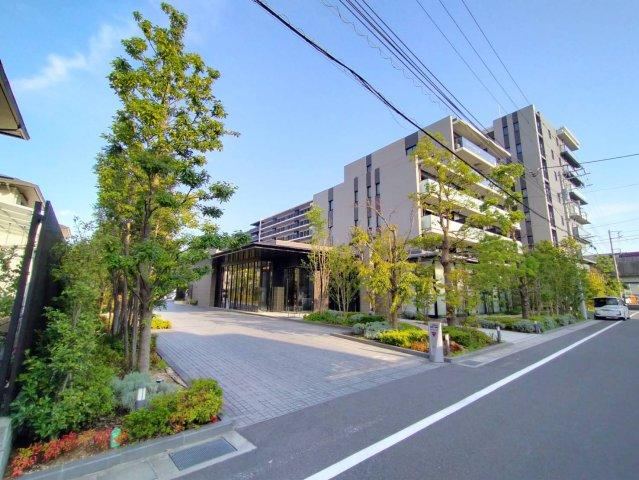 3LDK apartment in Koshigaya, Saitama - Photo 1