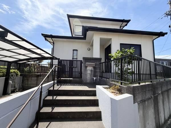 5LDK house in Kasuga, Fukuoka - Photo 1