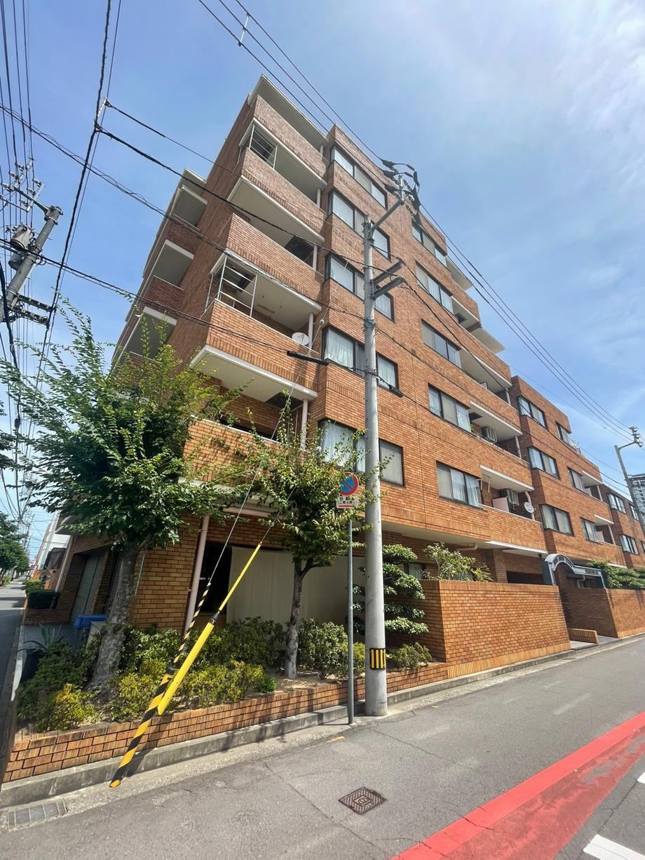 3LDK apartment in Takamatsu, Kagawa - Photo 1