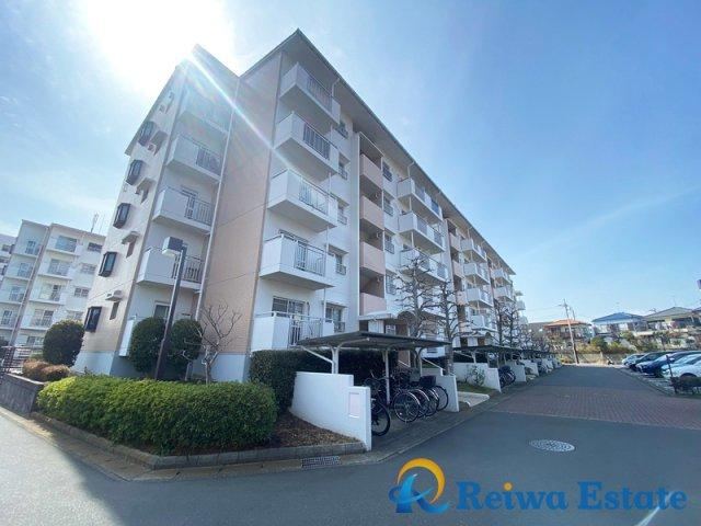 5LDK apartment in Chigasaki, Kanagawa - Photo 1