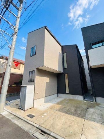 3LDK house in Edogawa Ward, Tokyo - Photo 1