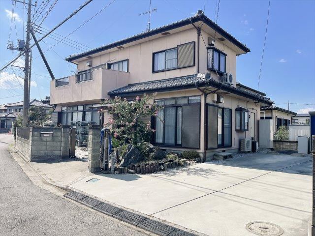 6LDK house in Kumagaya, Saitama - Photo 1