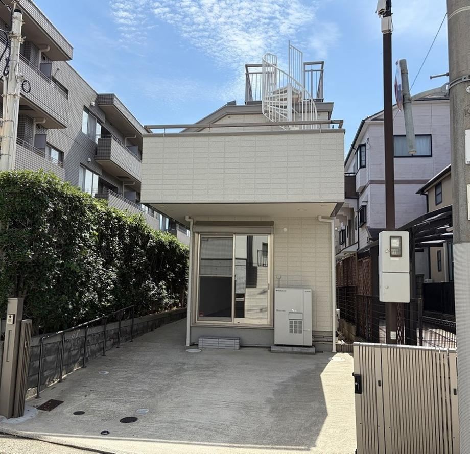 4LDK+S house in Higashinada Ward, Kobe, Hyogo - Photo 1