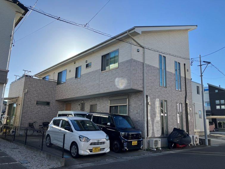6LDK house in Fujieda, Shizuoka - Photo 1