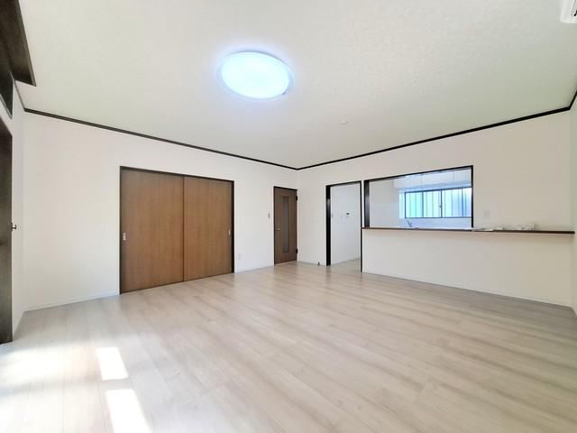 5LDK house in Ichihara, Chiba - Photo 1