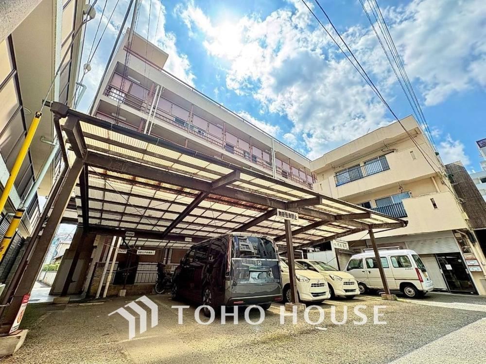 3LDK apartment in Chofu, Tokyo - Photo 1