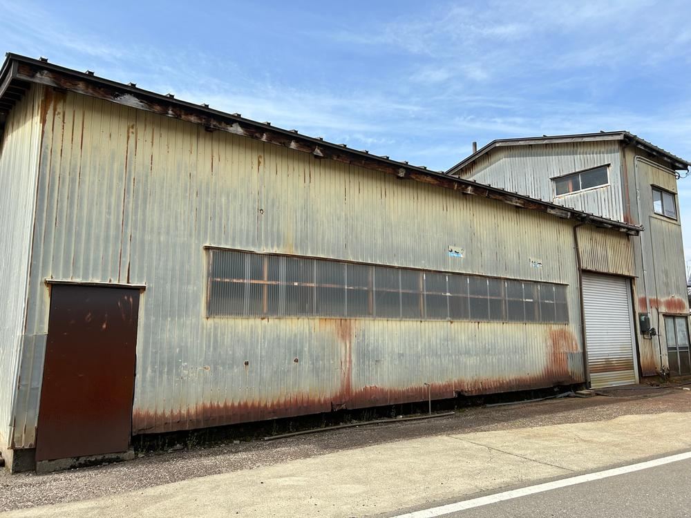 174 m² house in Joetsu, Niigata - Photo 1