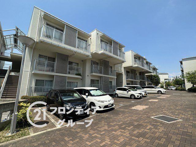 3LDK apartment in Nishi Ward, Kobe, Hyogo - Photo 1