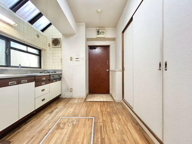 4DK apartment in Setagaya Ward, Tokyo - Photo 1