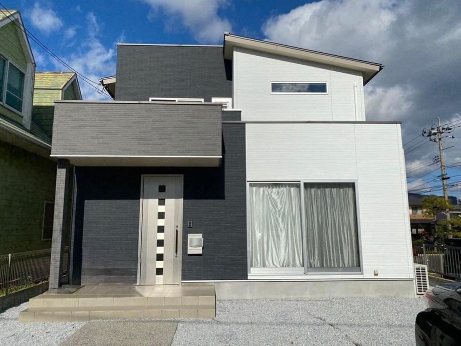 4LDK house in Shimonoseki, Yamaguchi - Photo 1