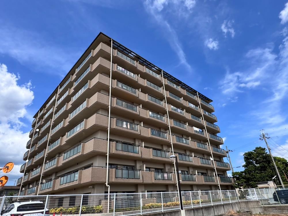 3LDK apartment in Takasago, Hyogo - Photo 1