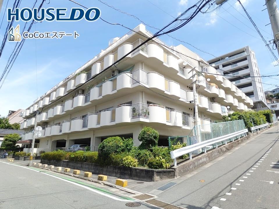 3LDK+S apartment in Chuo Ward, Fukuoka - Photo 1