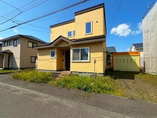 3LDK house in Chitose, Hokkaido - Photo 1