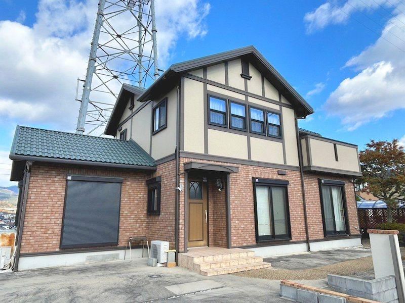5LDK+S house in Takatsuki, Osaka - Photo 1