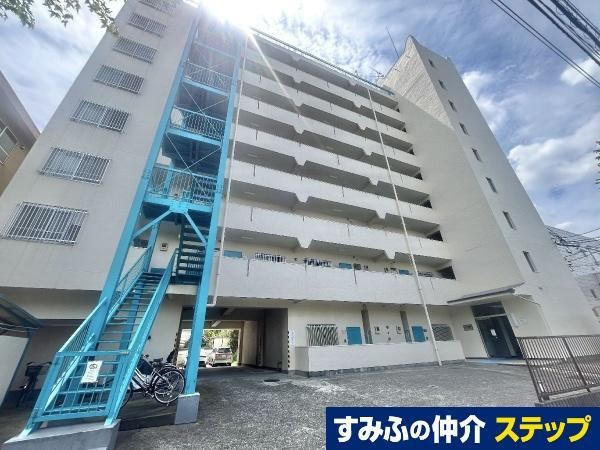 2LDK+S apartment in Hachioji, Tokyo - Photo 1