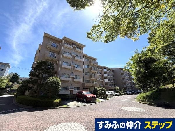 4LDK apartment in Tama, Tokyo - Photo 1