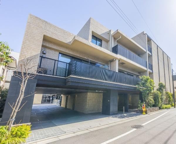3LDK apartment in Toshima Ward, Tokyo - Photo 1