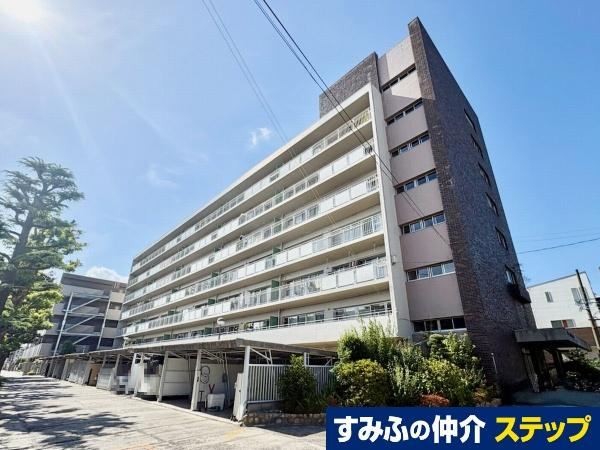3LDK+S apartment in Nishinomiya, Hyogo - Photo 1