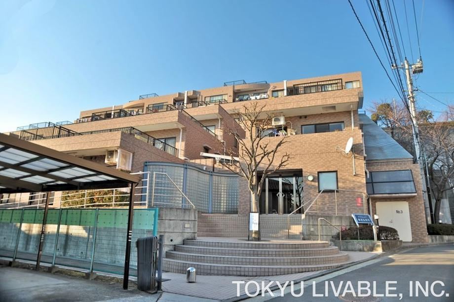 5LDK apartment in Minami Ward, Yokohama, Kanagawa - Photo 1