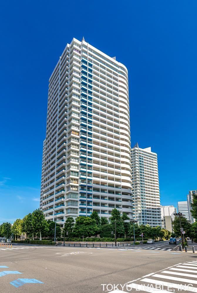 2LDK apartment in Nishi Ward, Yokohama, Kanagawa - Photo 1