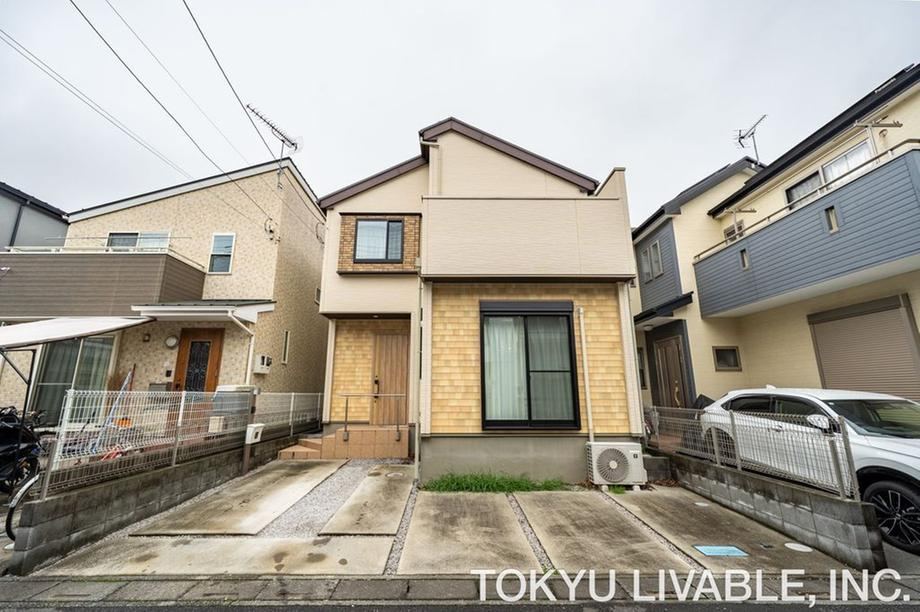 4LDK house in Tsurugashima, Saitama - Photo 1
