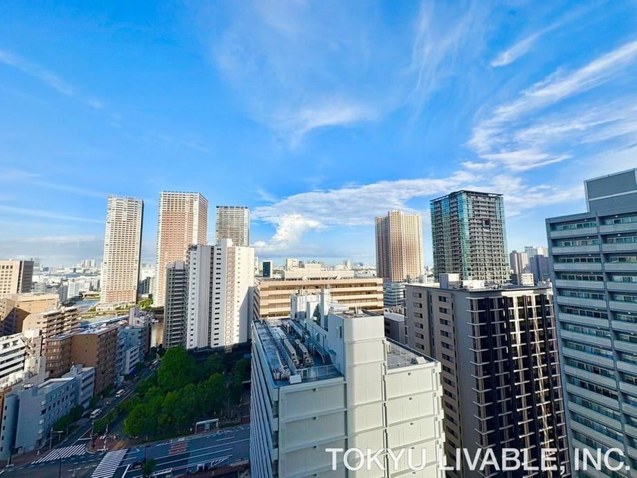 2LDK apartment in Minato Ward, Tokyo - Photo 1