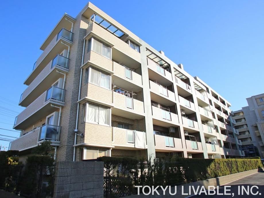 3LDK apartment in Ichikawa, Chiba - Photo 1