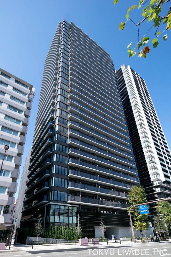2LDK apartment in Chuo Ward, Osaka - Photo 1