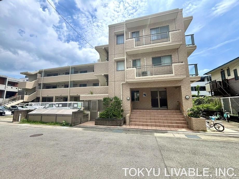 2LDK apartment in Kamakura, Kanagawa - Photo 1