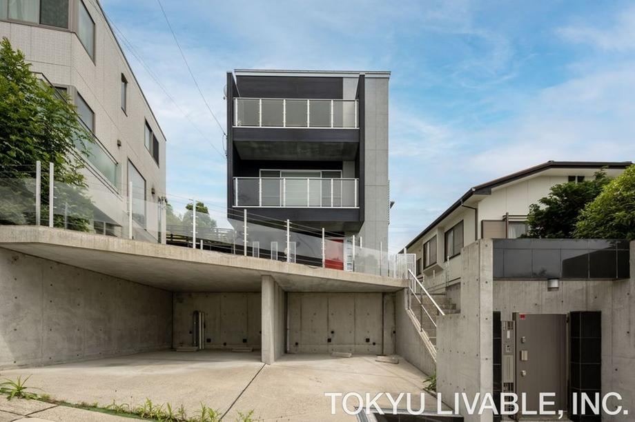 4LDK house in Chikusa Ward, Nagoya, Aichi - Photo 1
