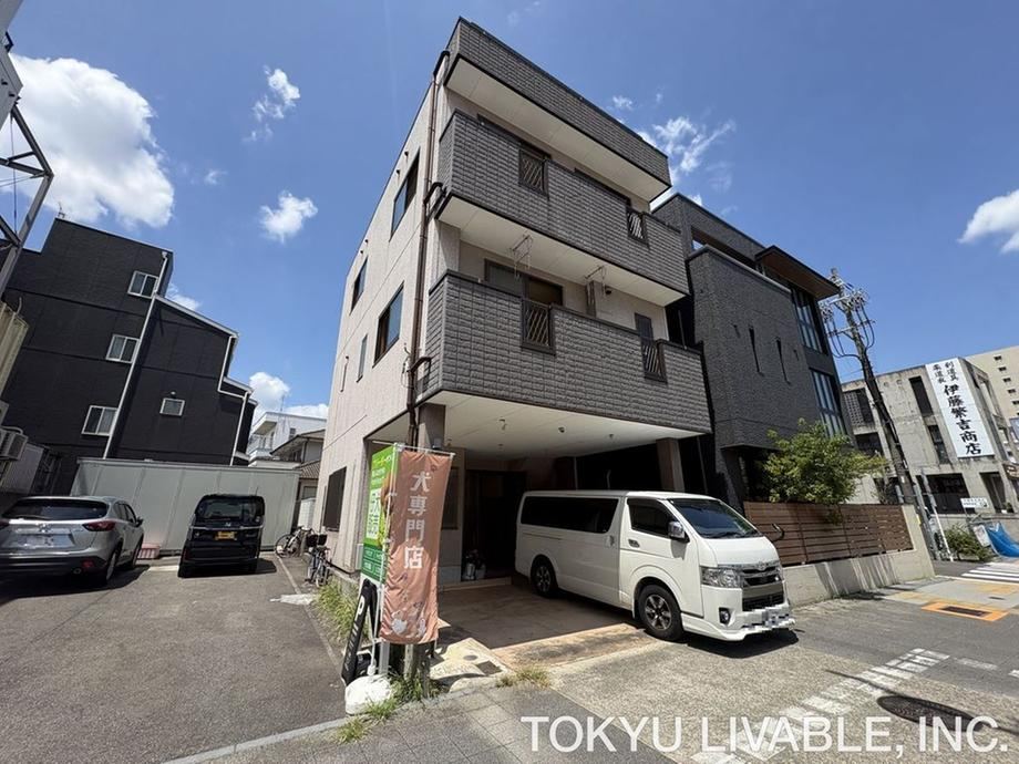 4LDK house in Higashi Ward, Nagoya, Aichi - Photo 1