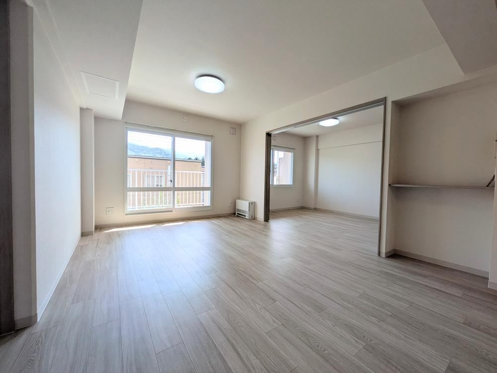4LDK apartment in Teine Ward, Sapporo, Hokkaido - Photo 1