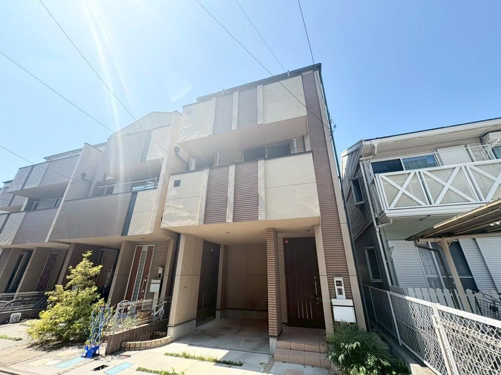 3LDK+S house in Minami Ward, Saitama - Photo 1