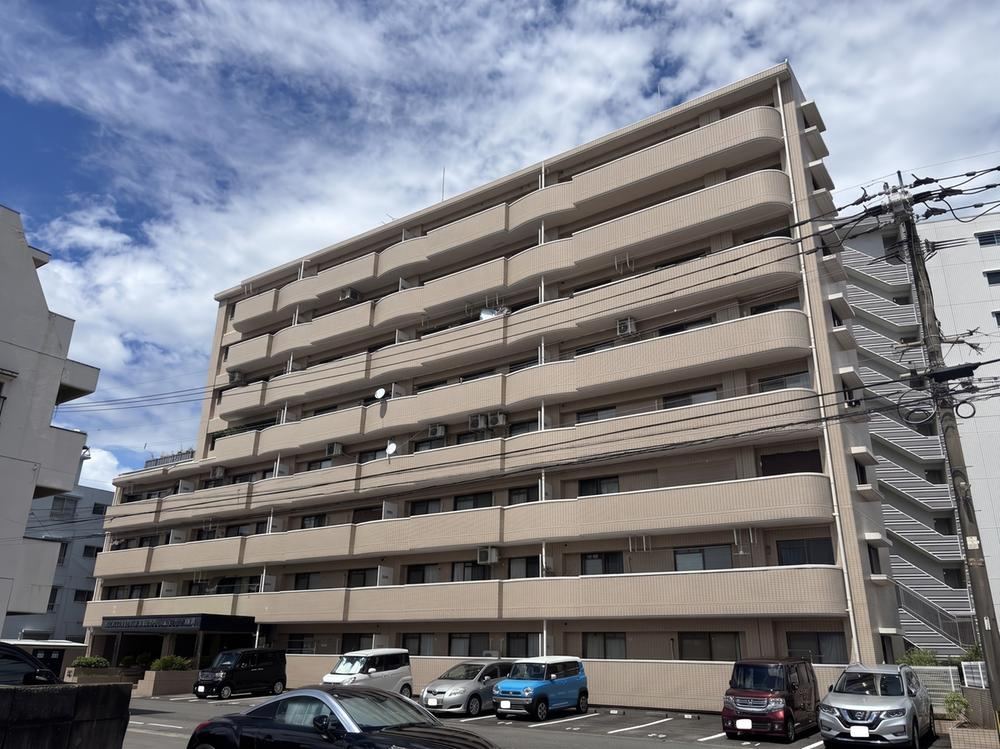 4LDK apartment in Miyazaki, Miyazaki - Photo 1
