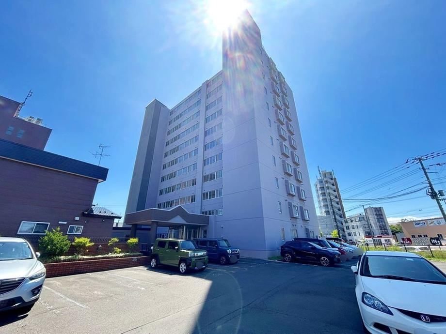 3LDK apartment in Kiyota Ward, Sapporo, Hokkaido - Photo 1