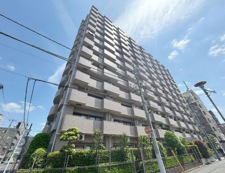 2LDK+S apartment in Kawaguchi, Saitama - Photo 1