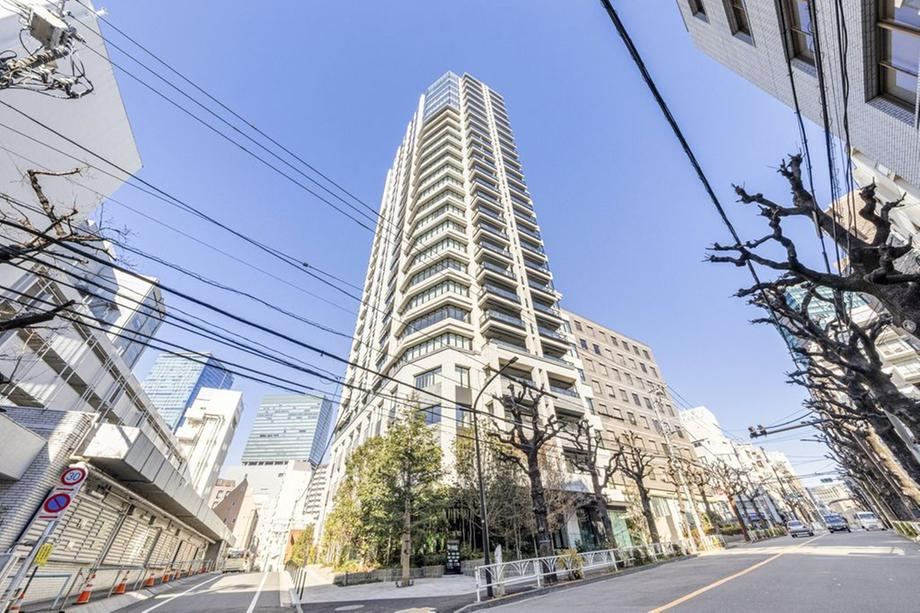 2LDK apartment in Shibuya Ward, Tokyo - Photo 1