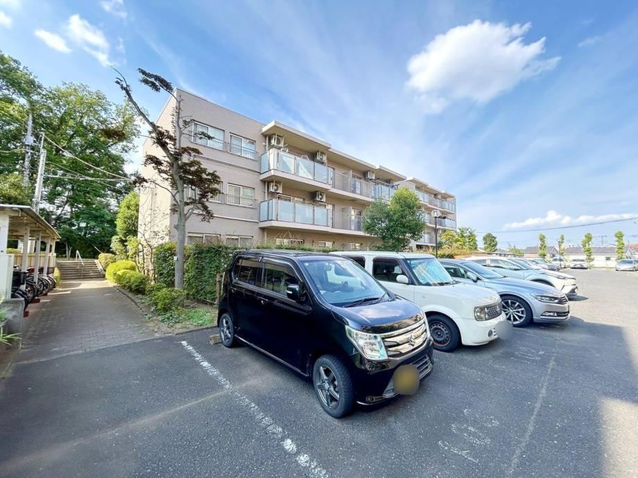 4LDK apartment in Tokorozawa, Saitama - Photo 1