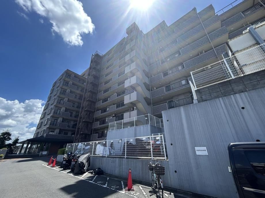 2LDK apartment in Niiza, Saitama - Photo 1