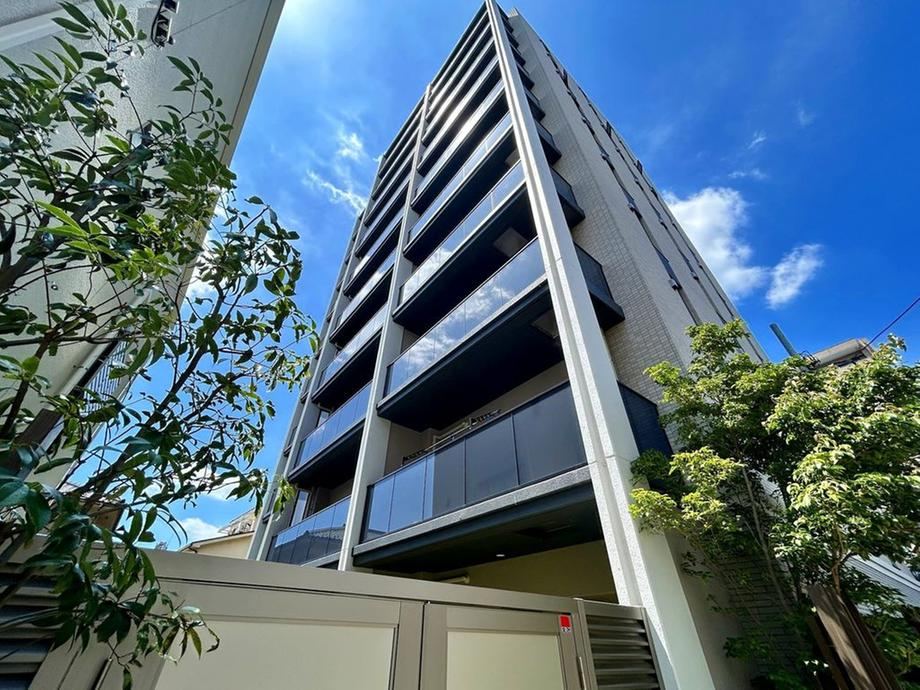 3LDK apartment in Fuchu, Tokyo - Photo 1
