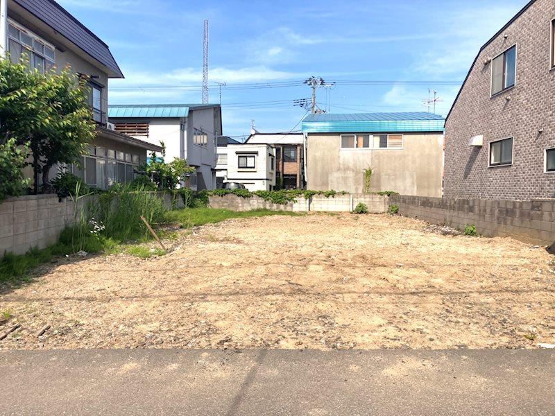 219 m² land in Aomori, Aomori - Photo 1