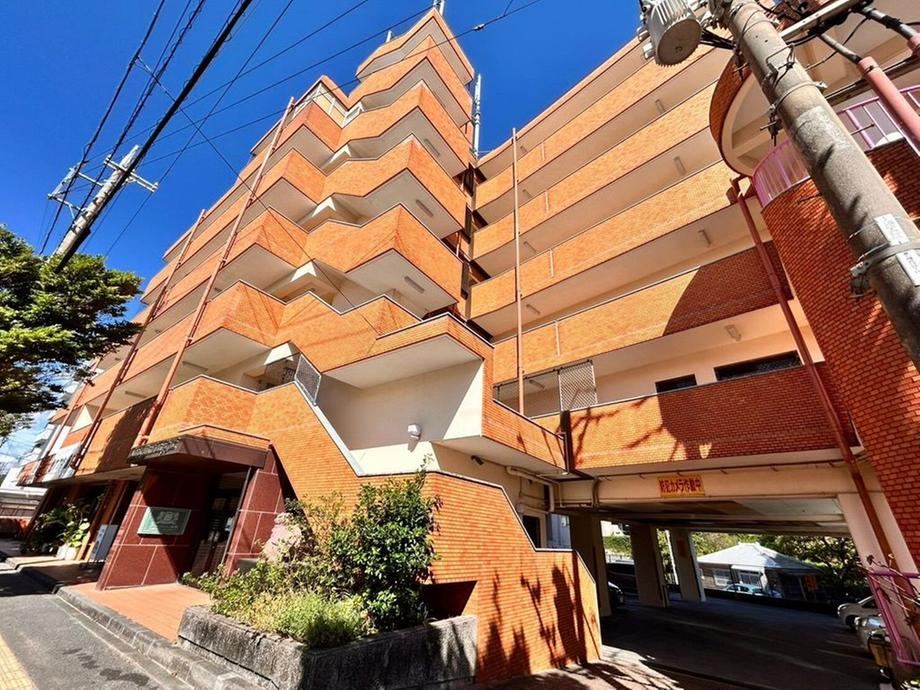 3LDK apartment in Naha, Okinawa - Photo 1