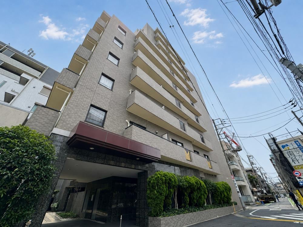 3LDK apartment in Bunkyo Ward, Tokyo - Photo 1