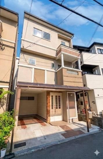 4LDK house in Abeno Ward, Osaka - Photo 1